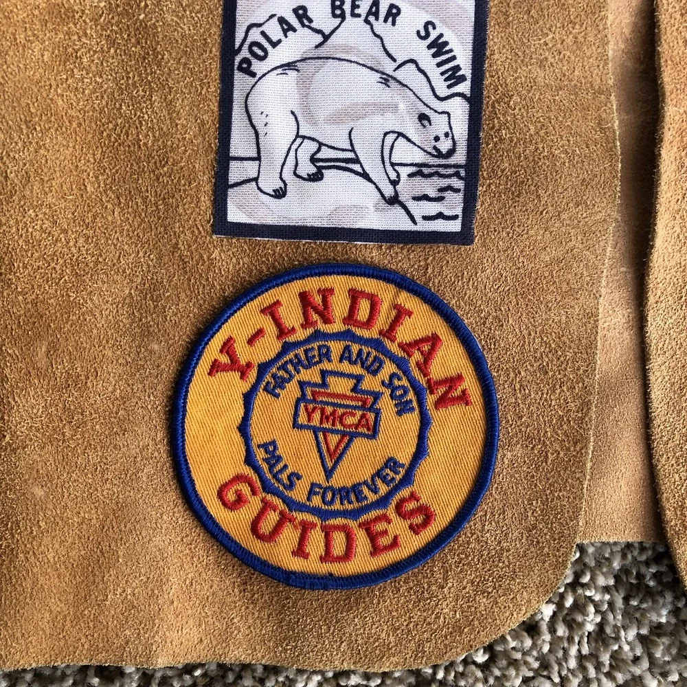 Vintage 70s Indian Guides YMCA Leather Kids Vest Patches Loma Mar CA Twin Valley